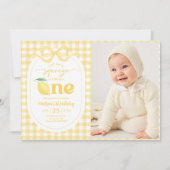 Gingham Lemon Our Main Squeeze 1st Birthday写真 招待状 (正面)