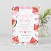 Gingham Pink Bow Watermelon Baby Shower 招待状 (スタンド正面)