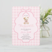 Gingham Teddy Bear Girl Baby Shower 招待状 (スタンド正面)