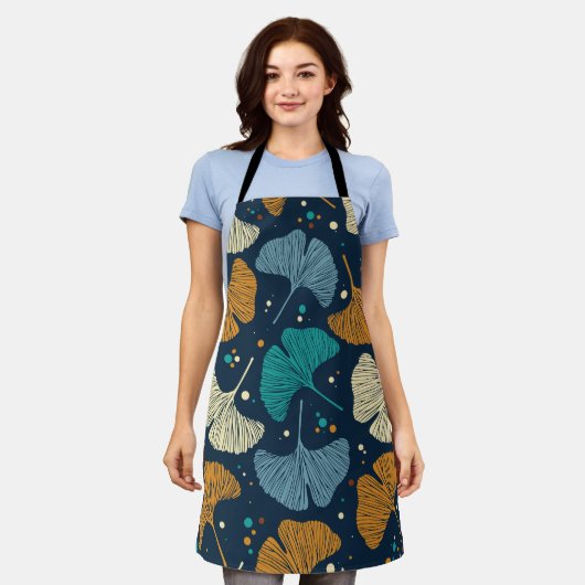 Ginkgo Leaf inspired  エプロン (着用した状態)