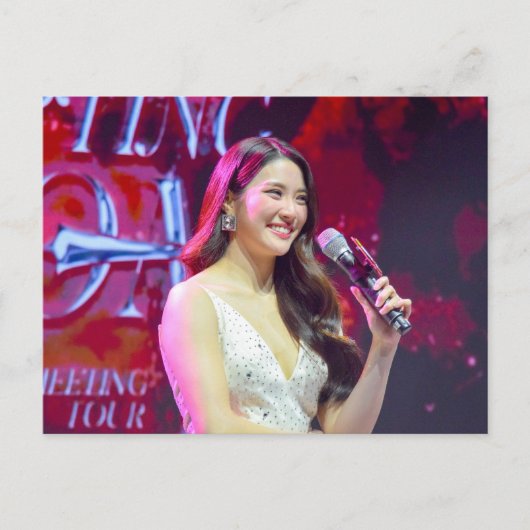 Ginny Natnicha Pratipnatsiri  シーズンポストカード (正面)