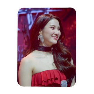 Ginny Natnicha Pratipnatsiri マグネット