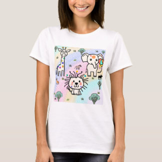 Giraffe and Lion and Elephant and Grass Tシャツ