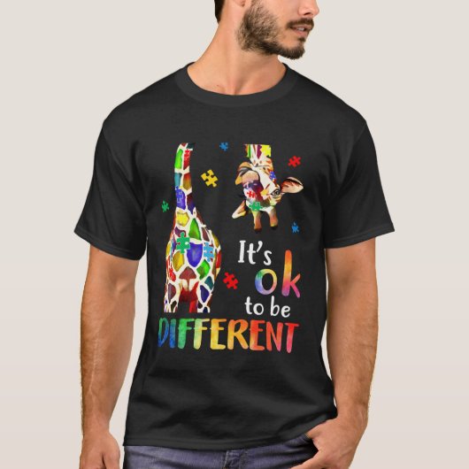 Giraffe Itu2019s Ok To Be Different Autism Awarene Tシャツ (正面)