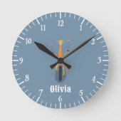 Giraffe on a Unicycle Blue Kid Room Wall Clock ラウンド壁時計 (正面)