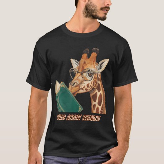 Giraffe Reading Book Eyeglasses Animals Teachers Z Tシャツ (正面)