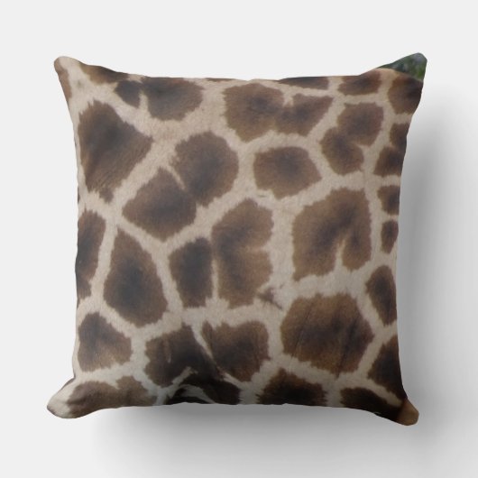 Giraffe Skin Pattern Throw Pillow クッション (正面)