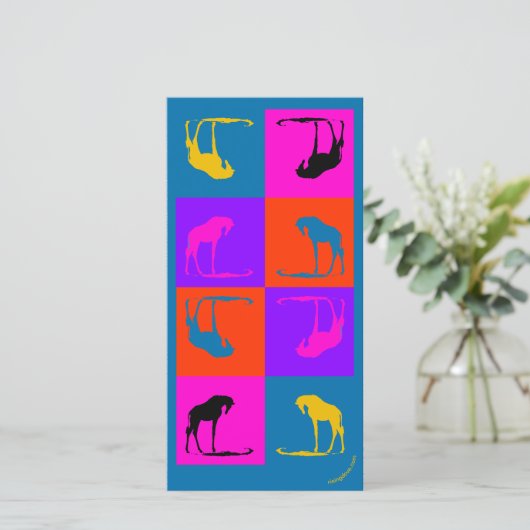 Giraffe Stack 4x8 Miriam Kilmer of risingdove.com (スタンド正面)