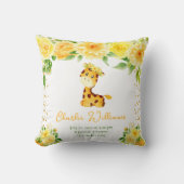 Giraffe Yellow Floral Birth Statistics クッション (正面)