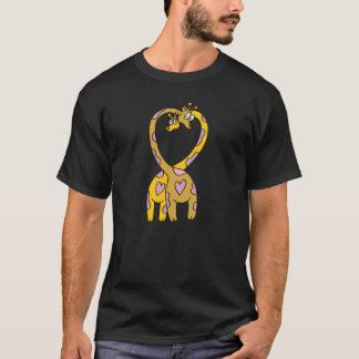 giraffes in love tシャツ