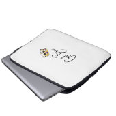 Girl Boss Laptop Case ラップトップスリーブ (正面下部)