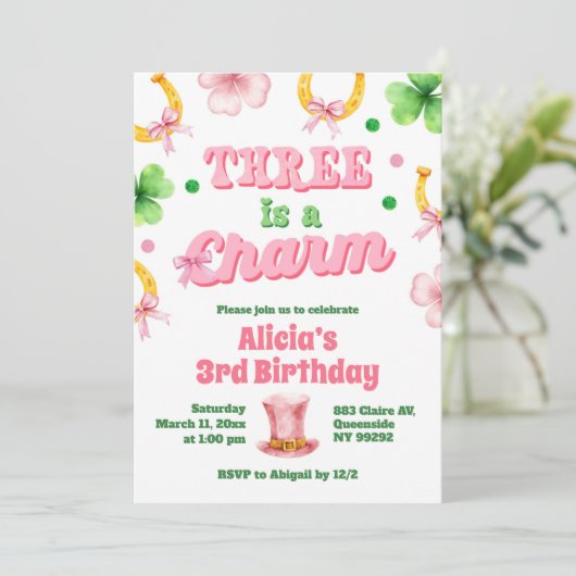 Girl Bow Glitter three is a charm St Patrick 招待状 (スタンド正面)