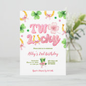 Girl Bow Glitter Two Lucky St Patrick 2nd Birthday 招待状 (スタンド正面)