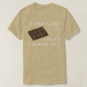 Girl Likes Eating Chocolate Funny Saying Sweets Tシャツ (デザイン正面)