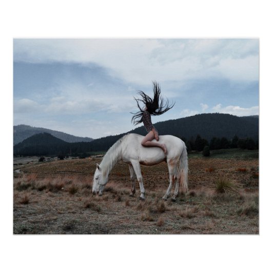 Girl on Horse ポスター (正面)