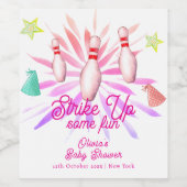 Girl Strike Up Bowling Sport Party Baby Shower ワインラベル (シングルラベル)
