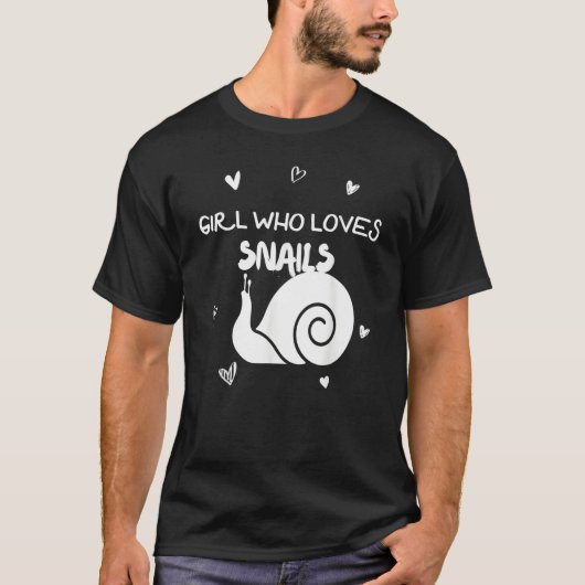 Girl Who Love Snails Insect Lands Forest Habitat Tシャツ (正面)