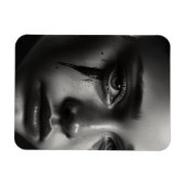 Girl with tears マグネット (横)