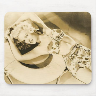 Girlfriend of Marilyn Monroe マウスパッド