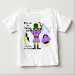 Girls Can Be Captain Too Robot Spaceship ベビーTシャツ<br><div class="desc">Cute alien robot girl. Personalize with Your Child's NAME. Fun White or Pink Tutu spaceship shirt with the wording, "Girls Can Be Captain Too, Exploring The Galaxy". My cartoon space robot and spaceship characters. Captain Zoey is a happy, green robot girl smiling and waving her hand hello, wearing a pink...</div>