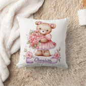 Girls Cute Nursery Throw Pillow With A Teddy Bear クッション (ブランケット)
