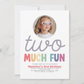 Girls Cute Two Much Fun Rainbow Photo 2nd Birthday 招待状 (正面)