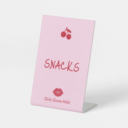 Girls Gone Mild Pink and Cherry Red Bachelorette 台座サイン (正面)