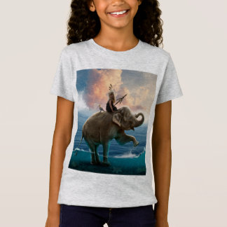 Girl's shirt with elephant design in the sea tシャツ