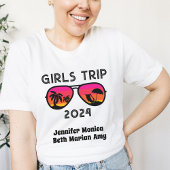 Girl's Trip 2024カスタマイズ可能な色と文字 Tシャツ