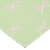 Girly Elegant Green & Pink Bow Pattern Spring テーブルクロス (アングル)