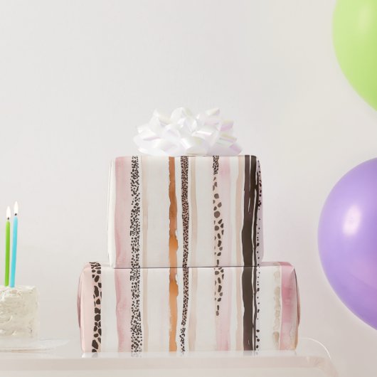 Girly Pink Brown Leopard Print Birthday ラッピングペーパー (パーティーギフト)
