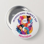 Give To Gain | 国際女性デー IWD 2026 缶バッジ (正面&裏面)