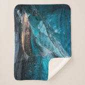 Glacial Cave | Vatnajoekull National Park, Iceland シェルパブランケット (正面)