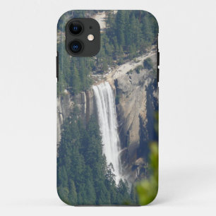 Glacier Point, CAからのVernal滝の表示 iPhone 11 ケース