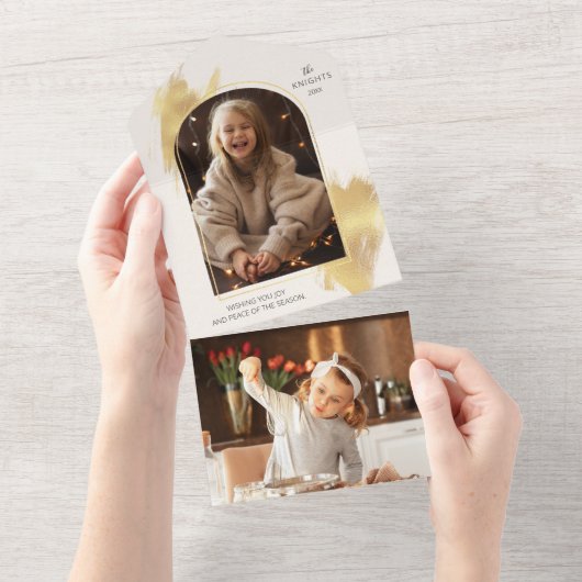 Glam金ゴールドスワッシュ&アーチホリデーフォト オールインワン招待状 (貼ってはがせる)