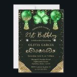 Glam St Patrick's Balloons 21st Birthday 招待状<br><div class="desc">緑とエレガント金ゴールドセントパトリックの日にテーマの風船のストリーマー、グラム金ゴールドグリッターの端と暗い緑の背景</div>