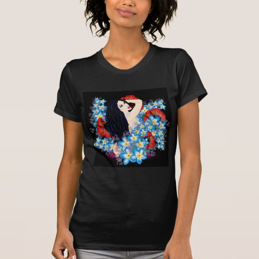 Glamor Model in Poppy flower bed, ART by LeahG Tシャツ (正面)