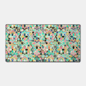 Glamorous Gilded Moroccan Tile Pattern デスクマット (正面)