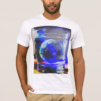 Glas mit Welt Tシャツ