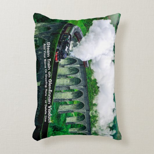 Glenfinnan Viaductの蒸気列車 – 名前を追加 アクセントクッション (正面(垂直))