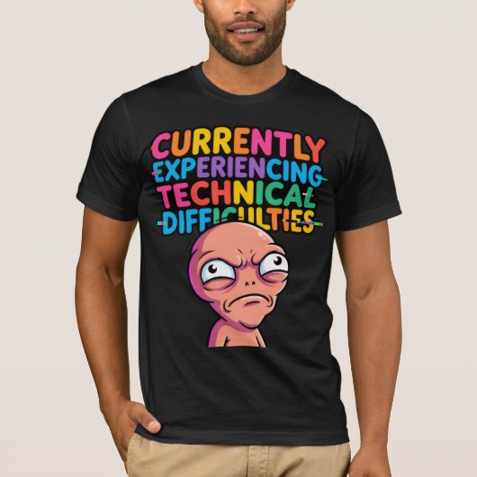 Glitch Alien Tech Difficulties Tee — Funny Geek Sh Tシャツ (正面)