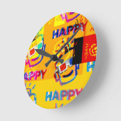 GLITCHED HAPPY Pillow ラウンド壁時計 (傾斜)