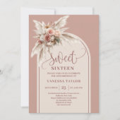 Glitter Boho Arch Dusty Rose Pampas Floral Sixteen 招待状 (正面)