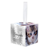 Glittery Silver Foil Fancy Monogram キューブオーナメント (正面アングル)