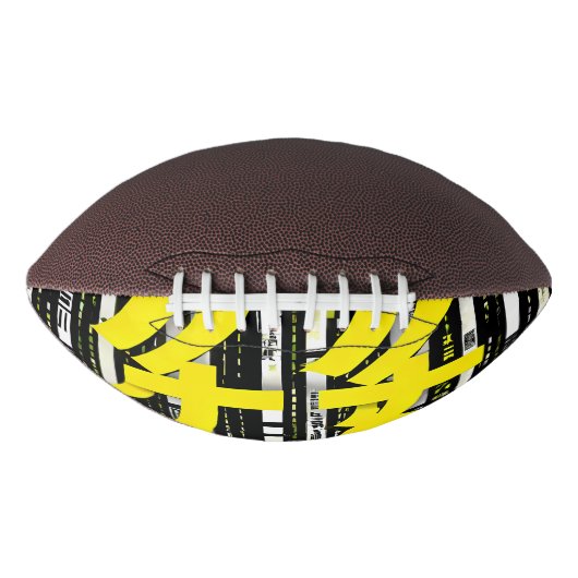 Glossy Pink Donut with Dark Sprinkles アメリカンフットボール (正面)