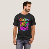 Glow Party Squad Paint Splatter Effect Glow Party Tシャツ (正面フル)