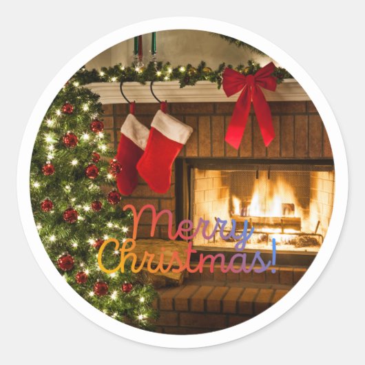 Glowing Christmas Tree and Fireplace Round Sticker ラウンドシール (正面)