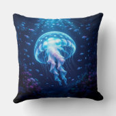 Glowing Giant Jellyfish in Ocean Depths クッション (裏面)