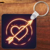 glowing image of a heart with cupid's arrow キーホルダー (裏面)