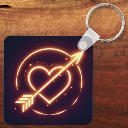 glowing image of a heart with cupid's arrow キーホルダー (裏面)